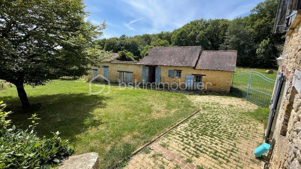 Maison à PRESSIGNAC-VICQ