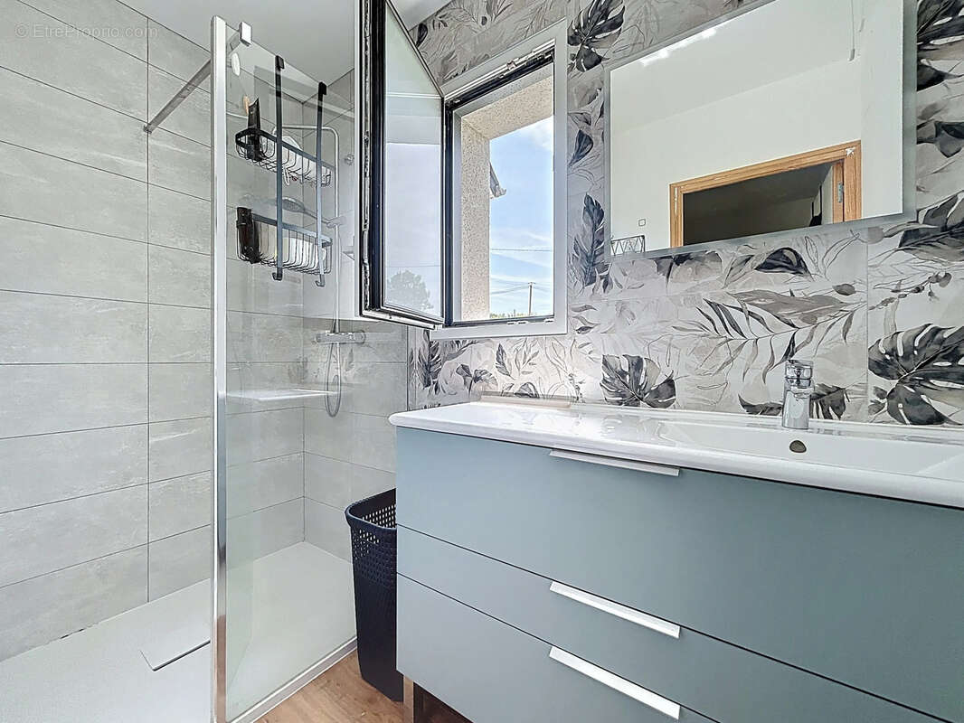 Maison à LES MOITIERS-D&#039;ALLONNE