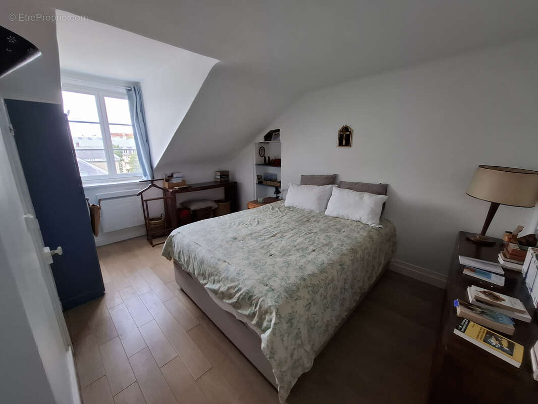 Appartement à VERSAILLES