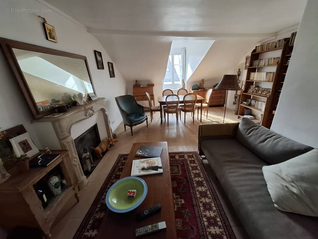 Appartement à VERSAILLES