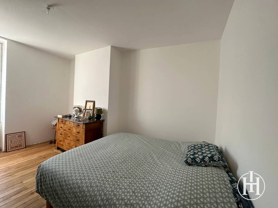 Maison à SAINT-AMAND-MONTROND