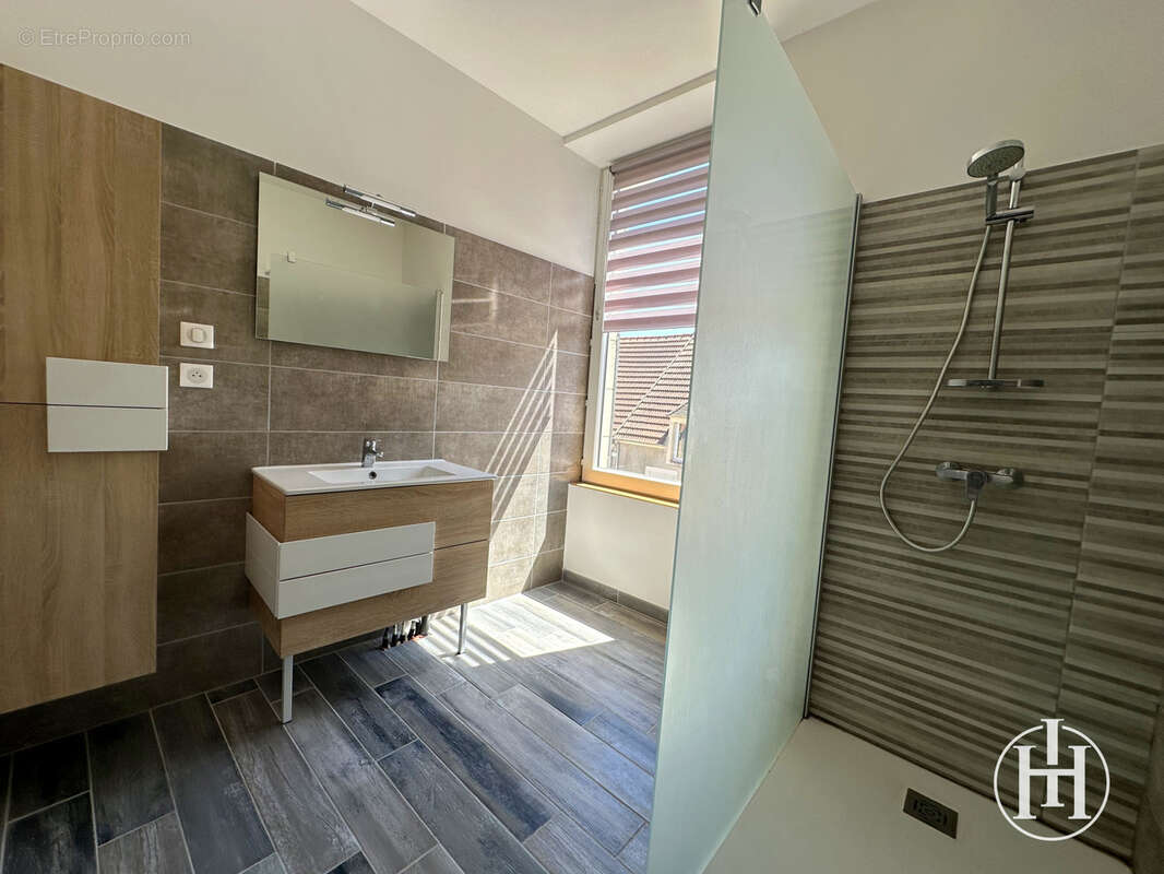 Maison à SAINT-AMAND-MONTROND