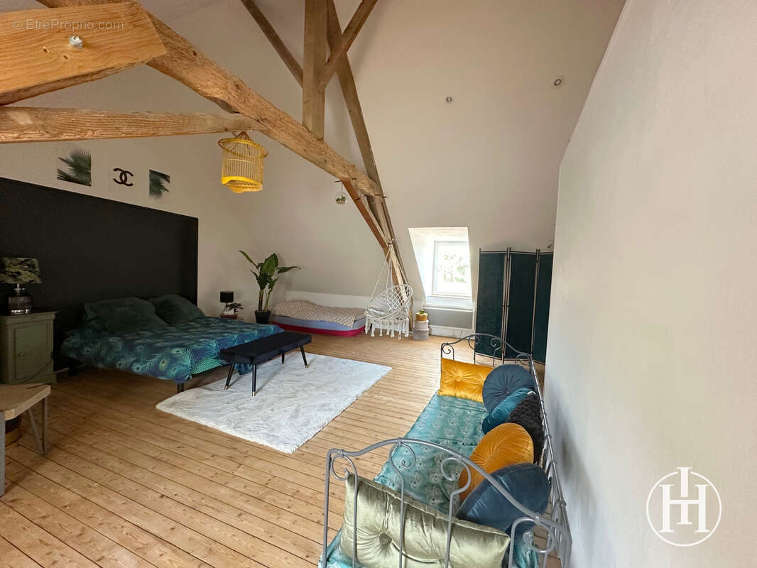 Maison à SAINT-AMAND-MONTROND