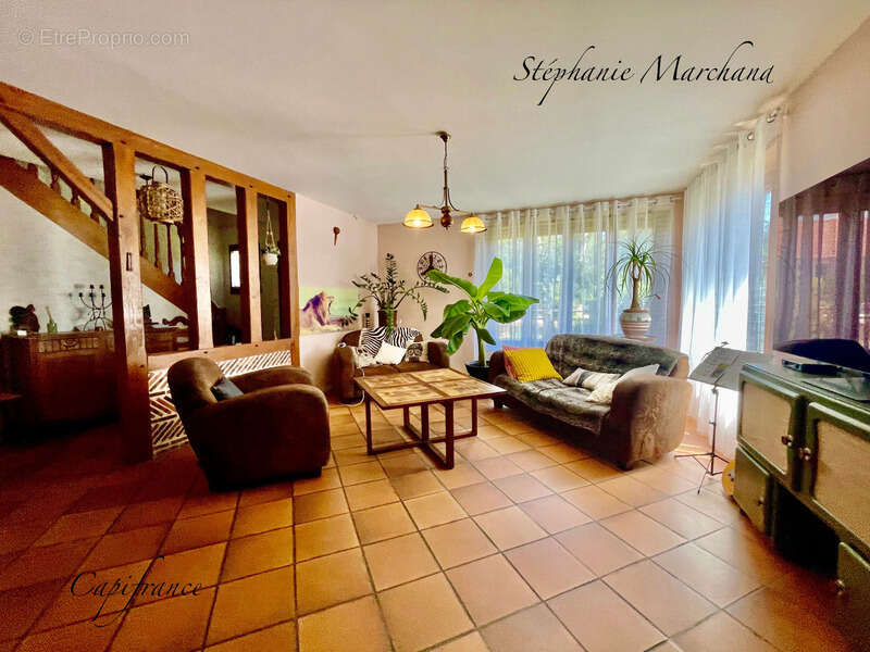 Maison à LE COUDRAY