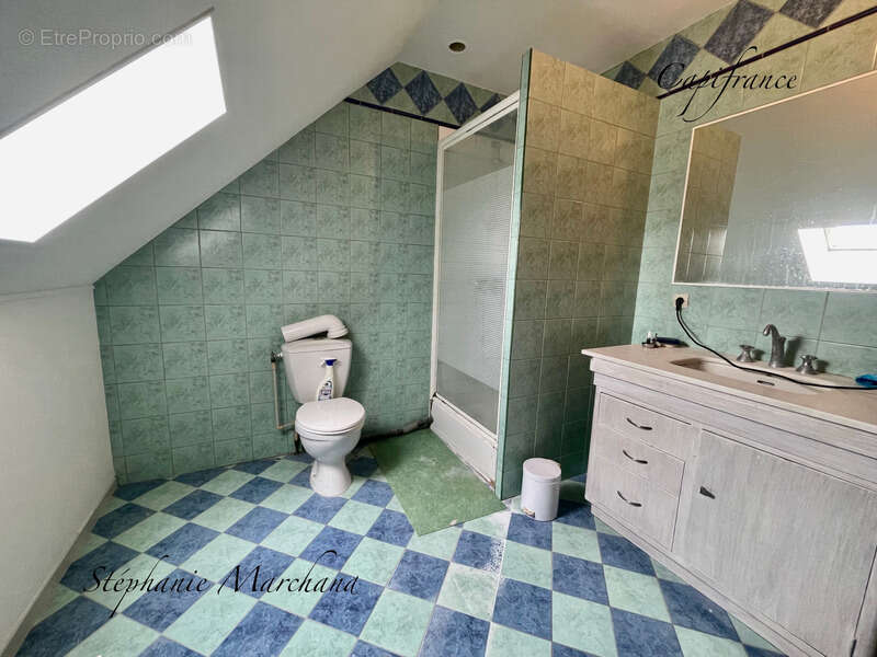 Maison à LE COUDRAY