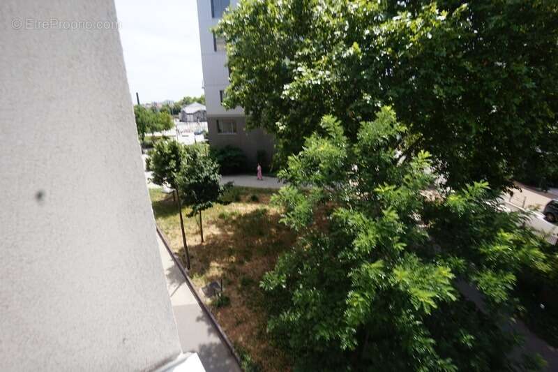 Appartement à LYON-8E