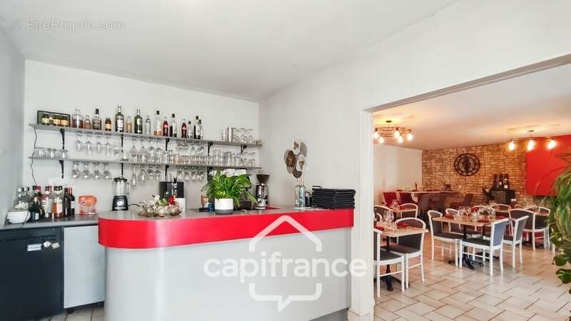 Commerce à CASTELJALOUX