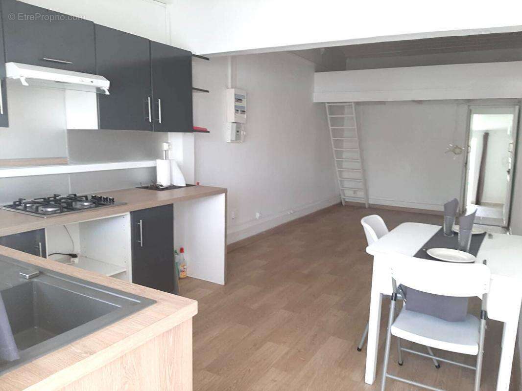 Maison à BAIE-MAHAULT