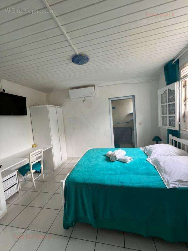 Maison à BAIE-MAHAULT