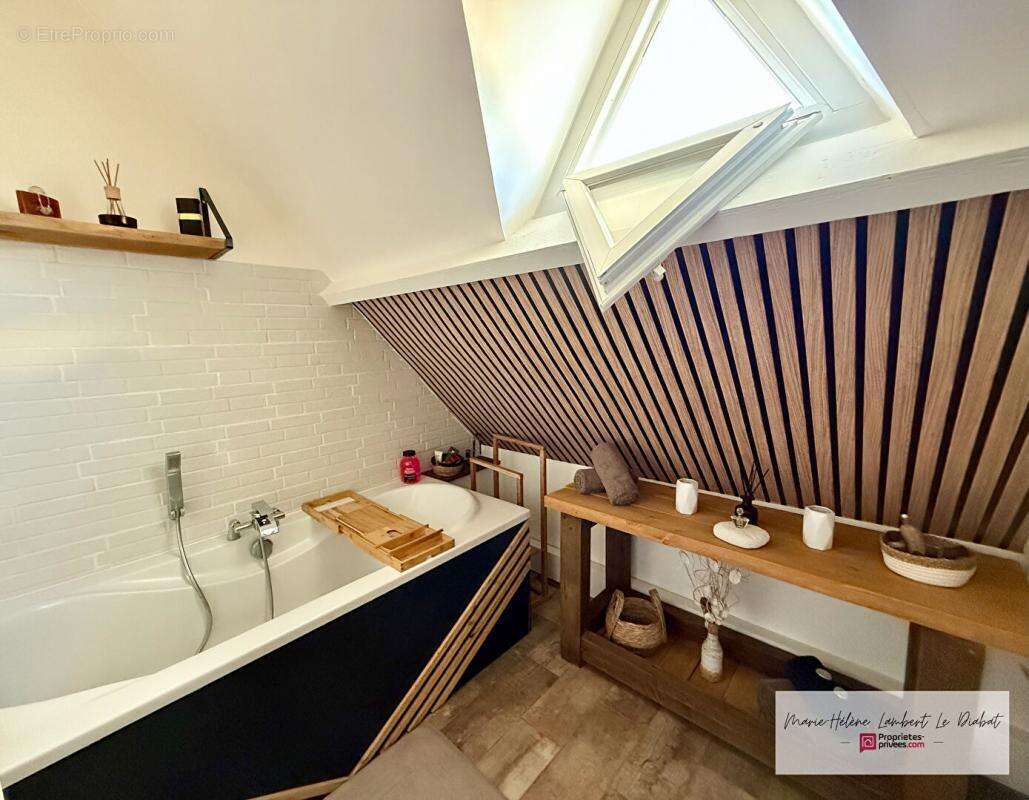 Maison à OCTEVILLE-SUR-MER