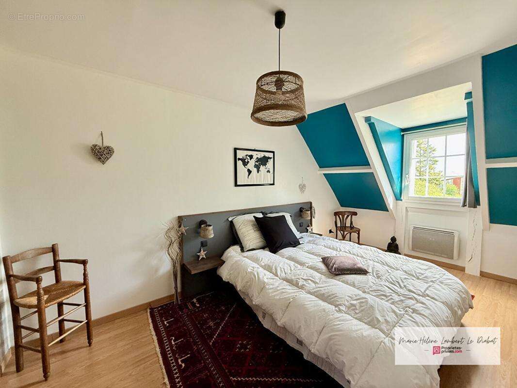 Maison à OCTEVILLE-SUR-MER