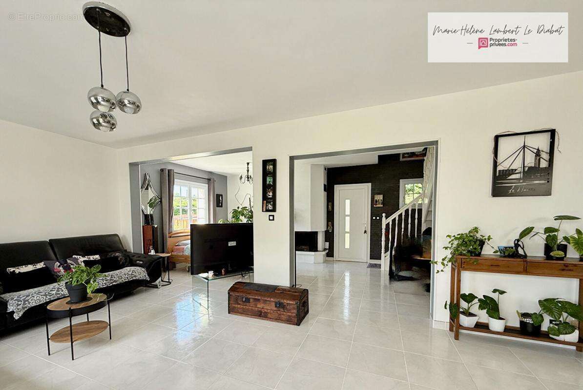 Maison à OCTEVILLE-SUR-MER