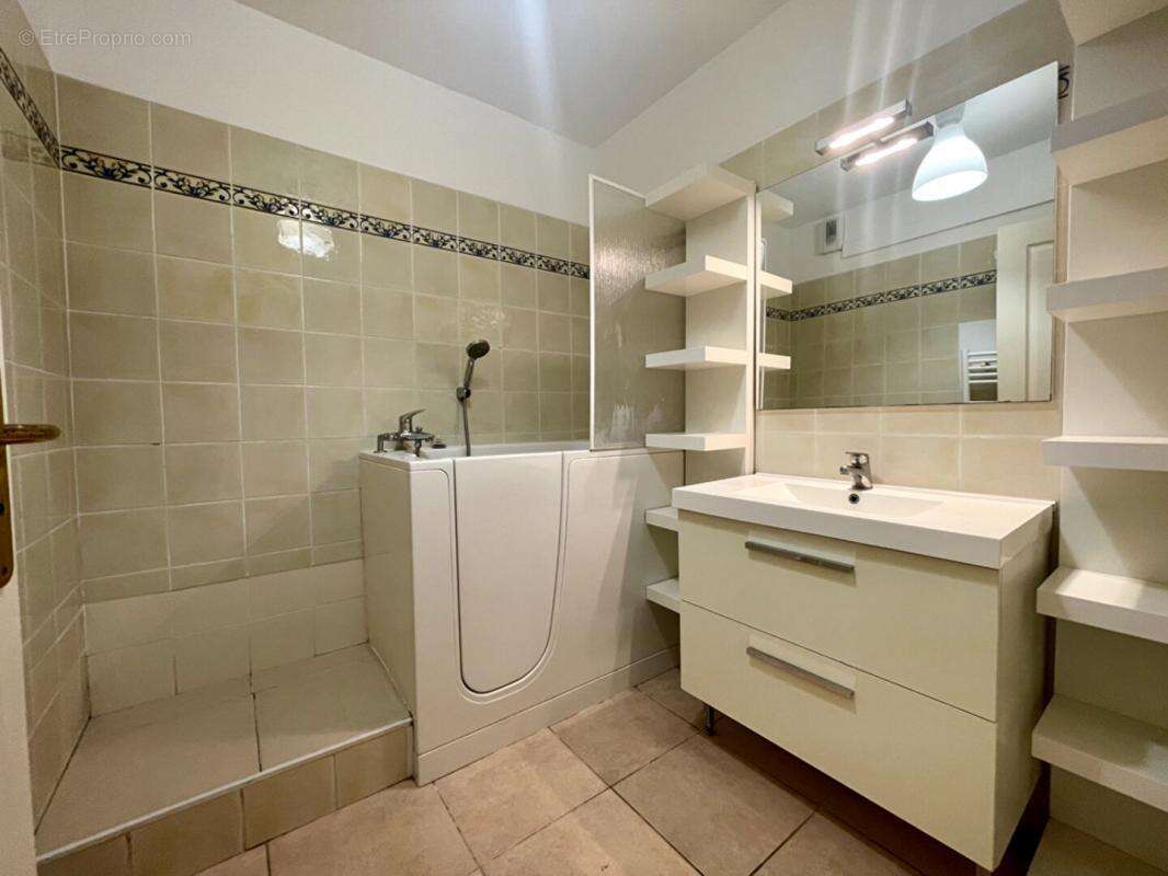 Appartement à HYERES