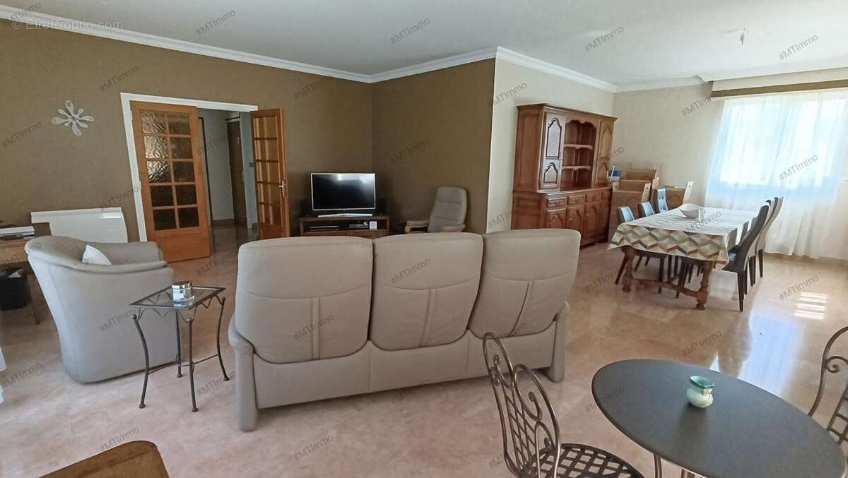 Maison à FERE-CHAMPENOISE