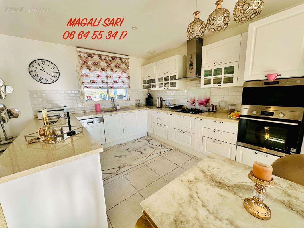 Maison à SAINT-HILAIRE-DE-BRETHMAS