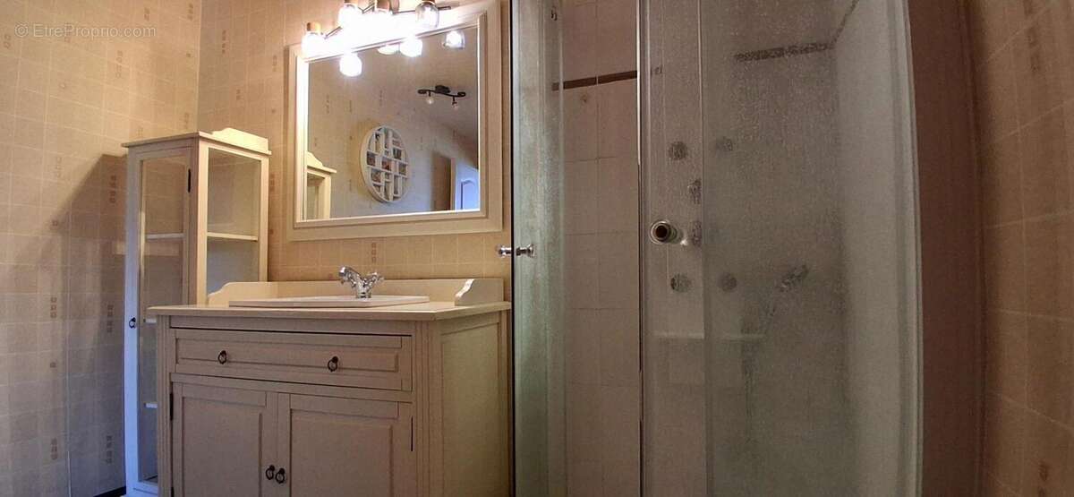 Maison à LE MELE-SUR-SARTHE