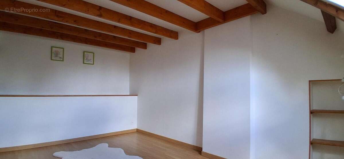 Maison à LE MELE-SUR-SARTHE