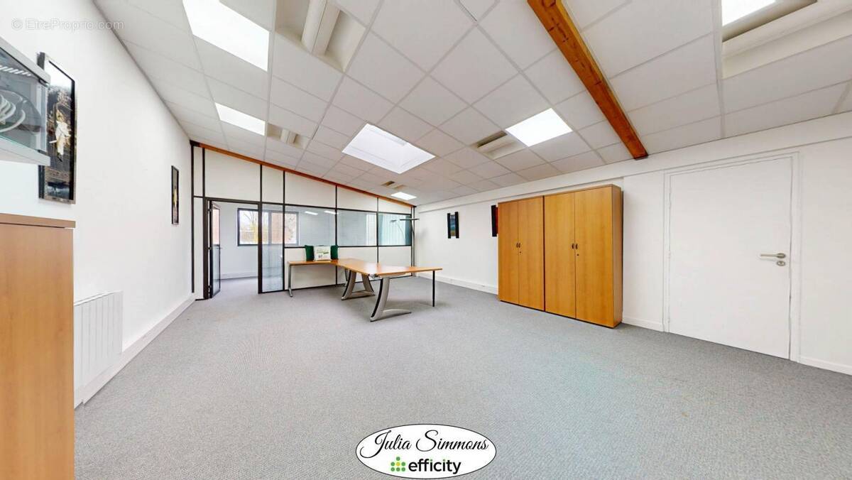 Commerce à BOIS-D&#039;ARCY