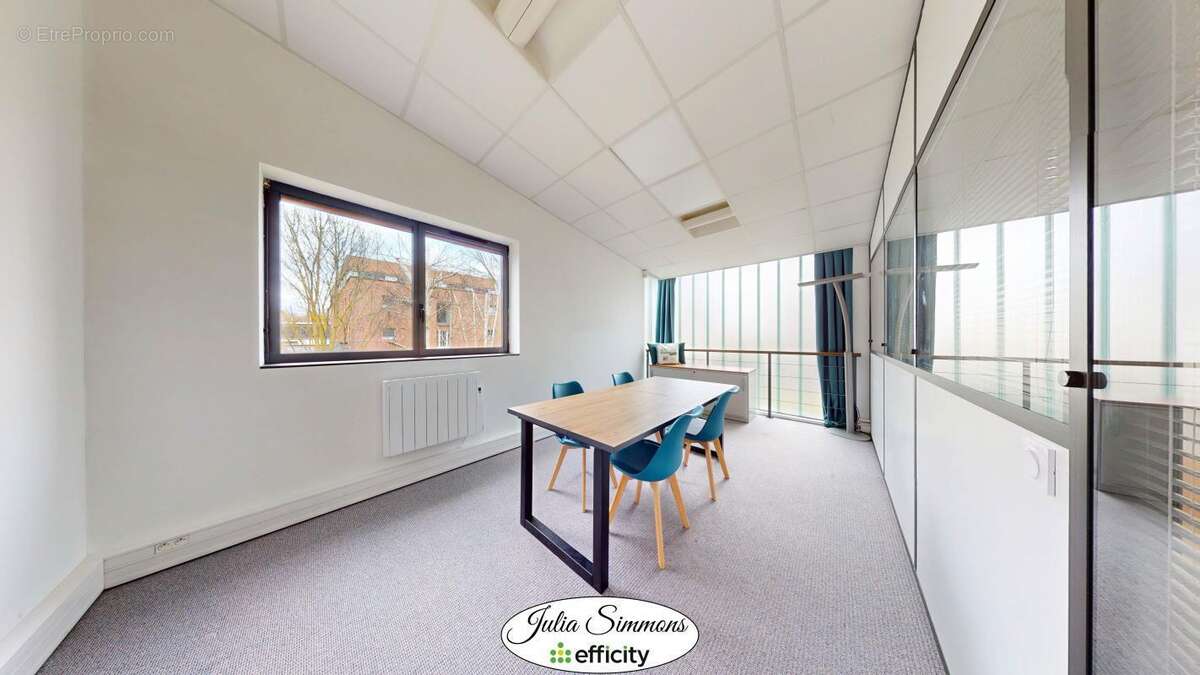 Commerce à BOIS-D&#039;ARCY