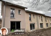 Maison à LA CHAPELLE-DE-LA-TOUR