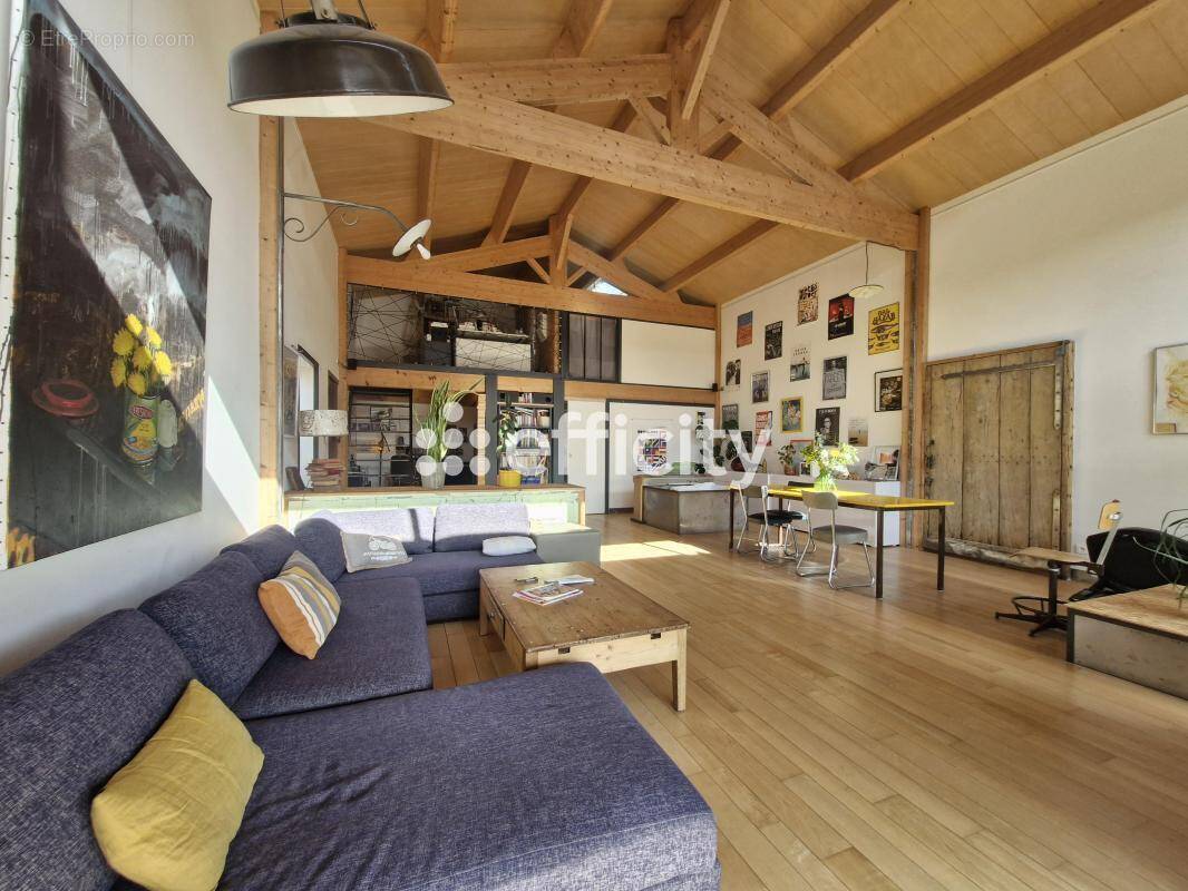 Maison à SAINT-JULIEN-DES-LANDES