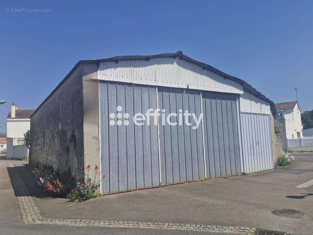 Maison à SAINT-JULIEN-DES-LANDES