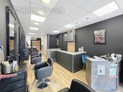 Commerce à MARIGNIER