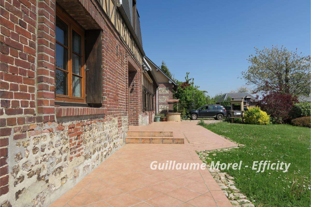 Maison à BEUZEVILLE-LA-GRENIER