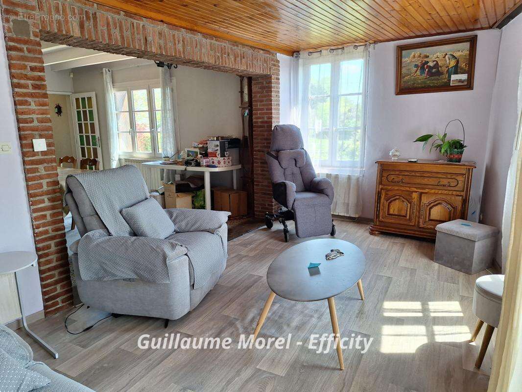 Maison à BEUZEVILLE-LA-GRENIER