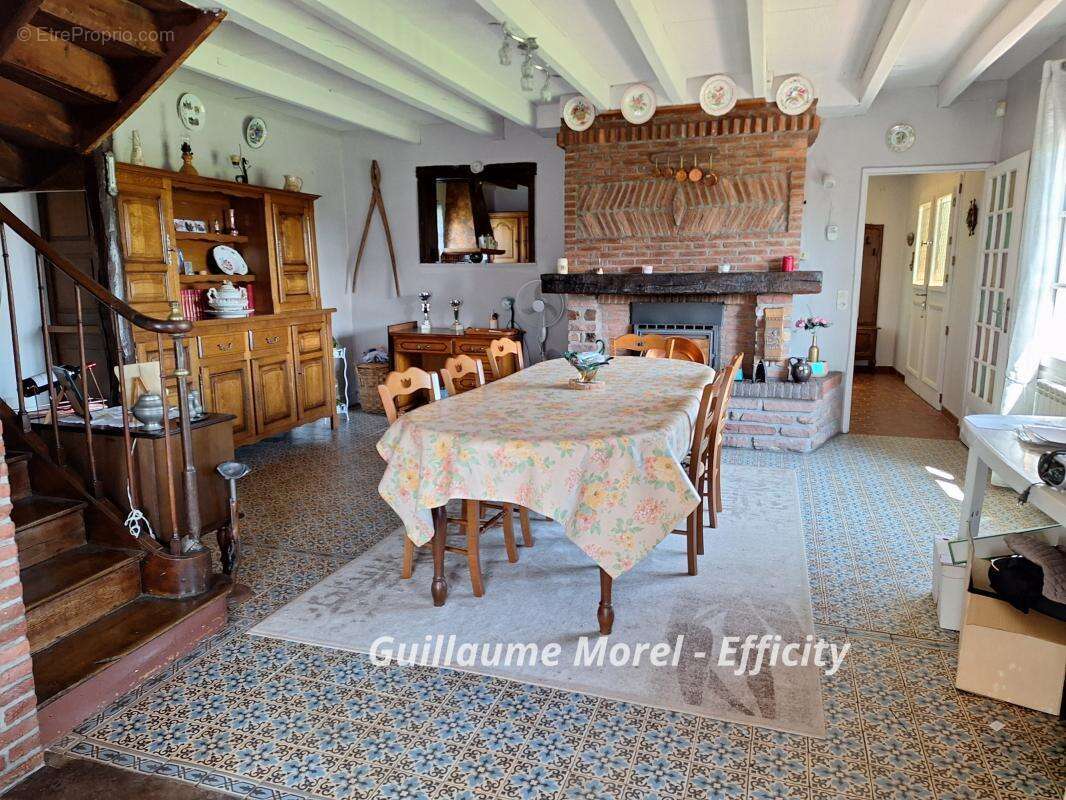 Maison à BEUZEVILLE-LA-GRENIER