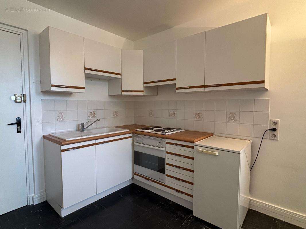 Appartement à VILLE-D&#039;AVRAY