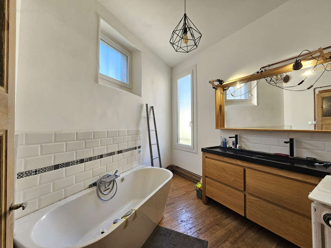 Maison à CLERMONT-FERRAND