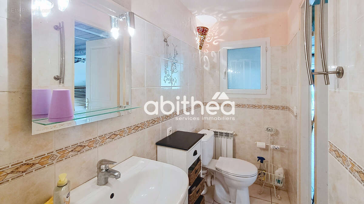 Maison à MORTAGNE-SUR-GIRONDE