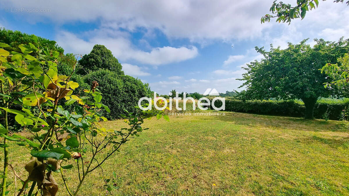 Maison à MORTAGNE-SUR-GIRONDE