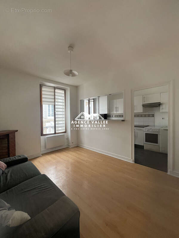 Appartement à CORBEIL-ESSONNES