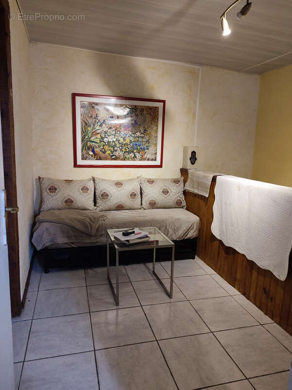 Maison à LA POMAREDE