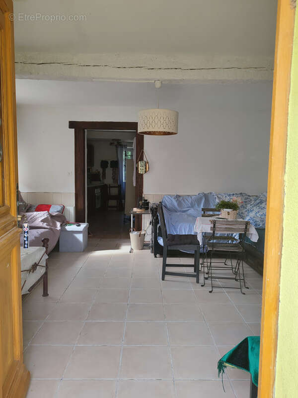 Maison à LA POMAREDE