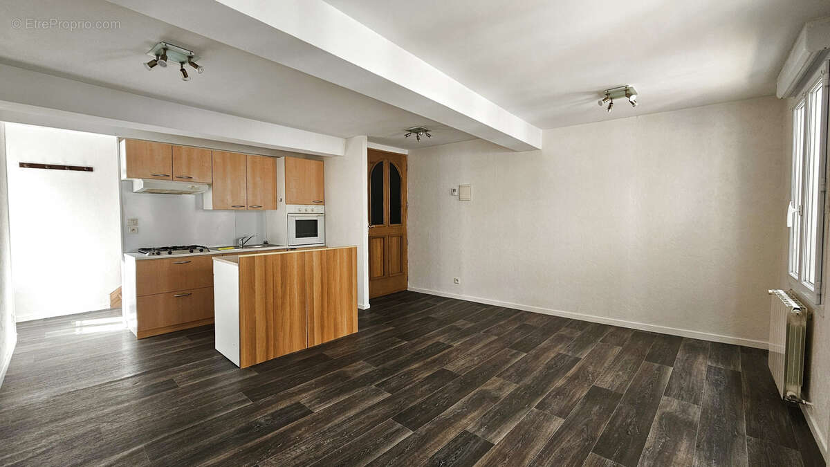 Appartement à COGNAC