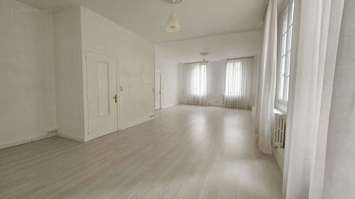 Appartement à COGNAC