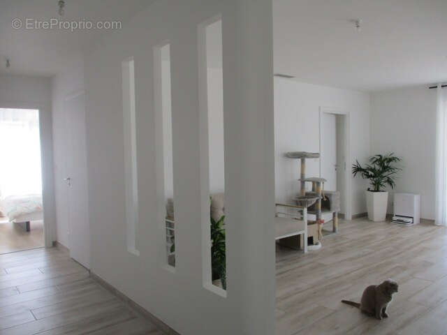 Maison à SAINT-YRIEIX-LA-PERCHE