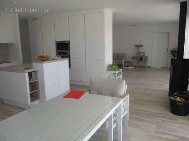 Maison à SAINT-YRIEIX-LA-PERCHE