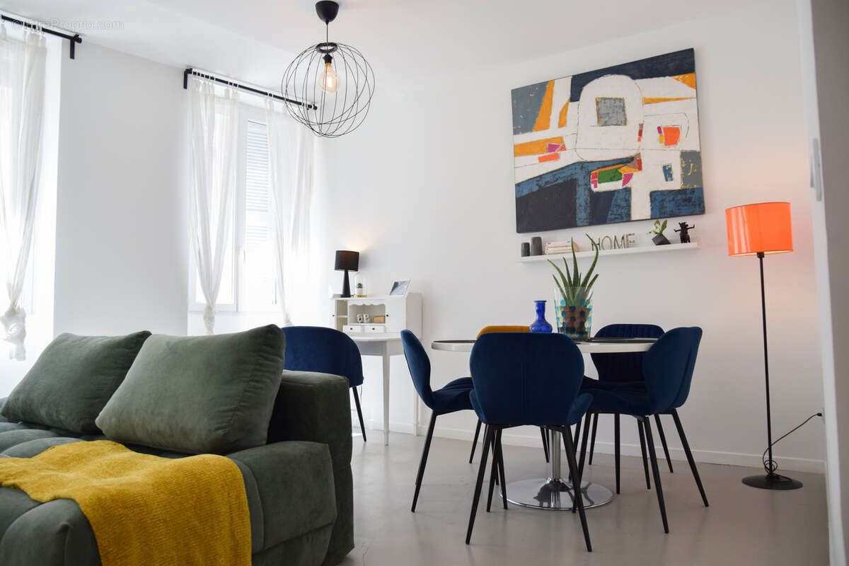 Appartement à MARSEILLE-1E