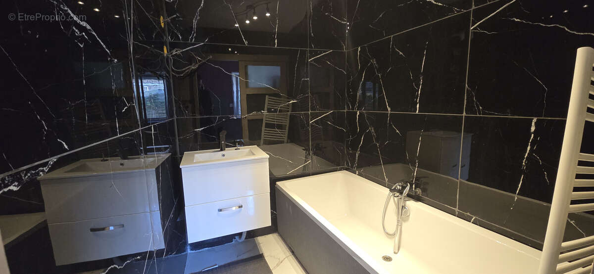 Maison à MONTIGNY-EN-GOHELLE