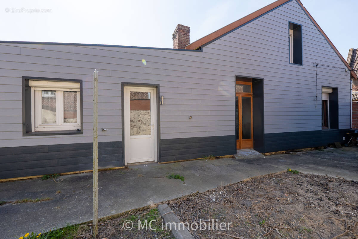 Maison à MONTIGNY-EN-GOHELLE