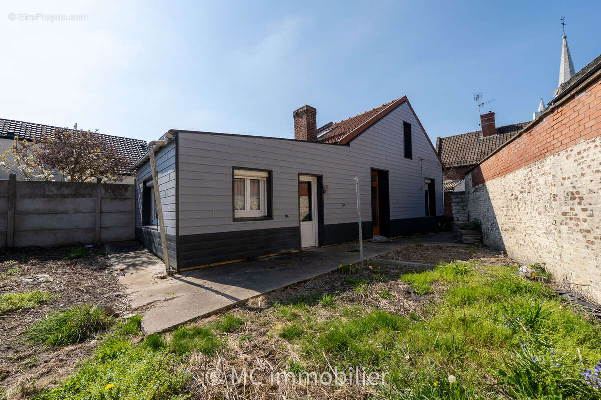 Maison à MONTIGNY-EN-GOHELLE