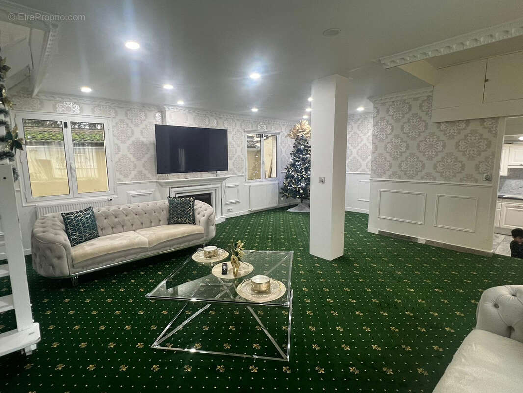 Maison à AULNAY-SOUS-BOIS