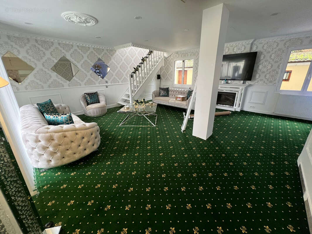 Maison à AULNAY-SOUS-BOIS