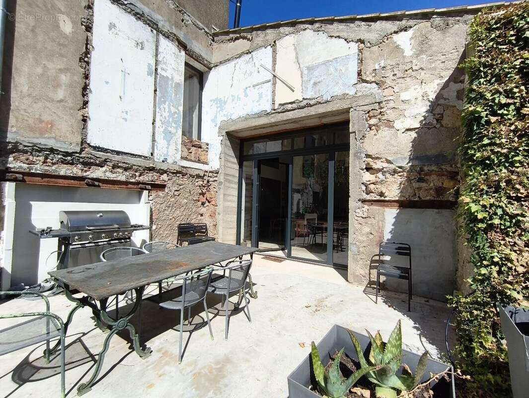 Maison à SAINT-CHINIAN