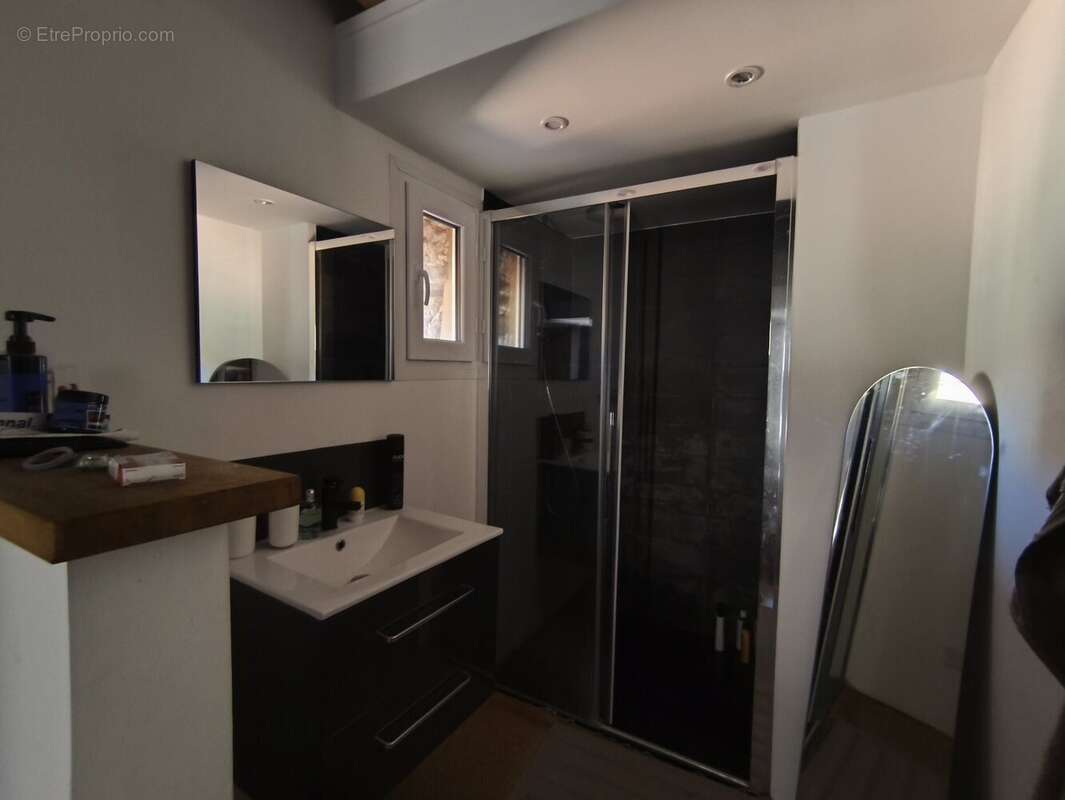 Maison à SAINT-CHINIAN