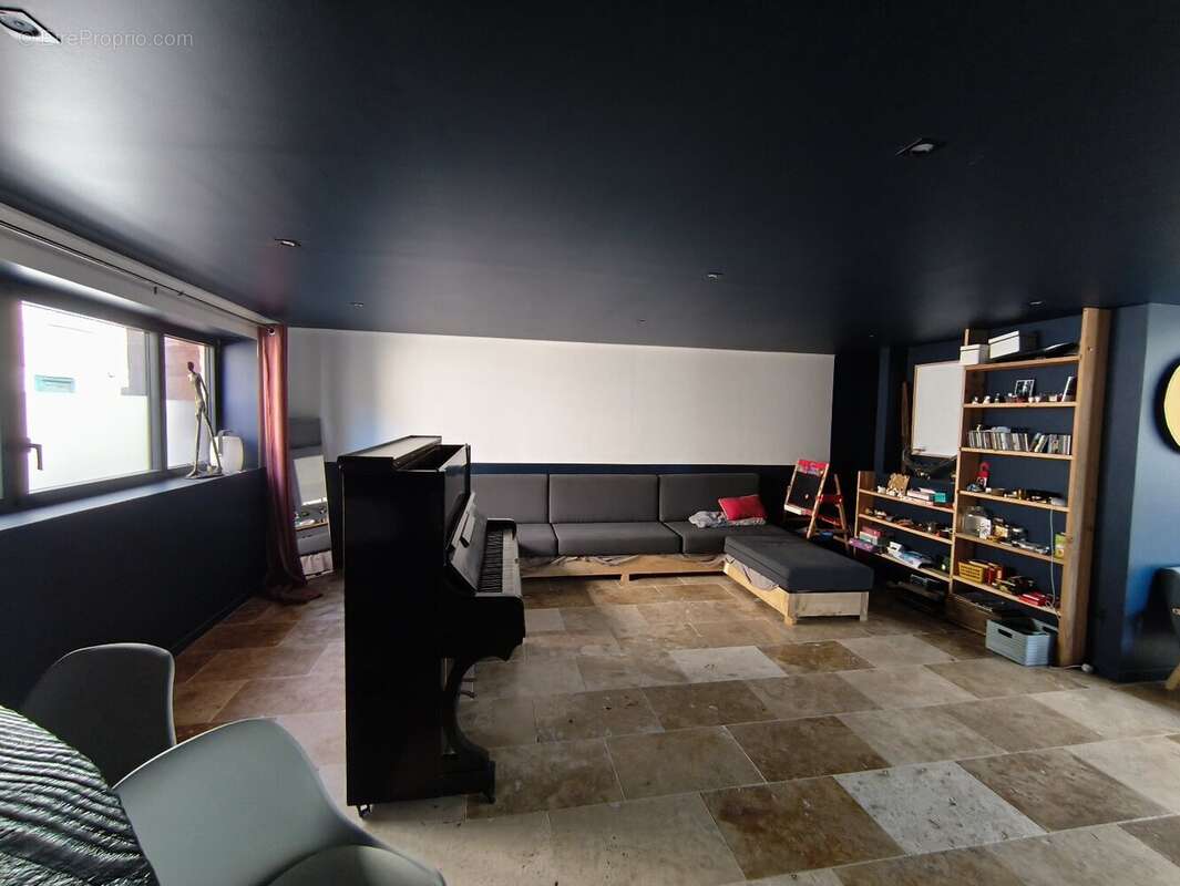 Maison à SAINT-CHINIAN